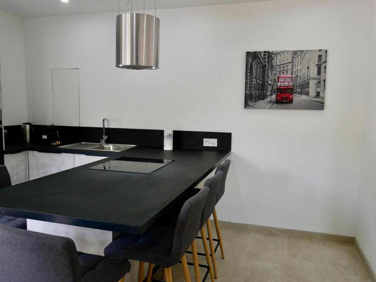 Hotel Port Miou - Coliving - Mas Des Sous Bois Ventabren Esterno foto