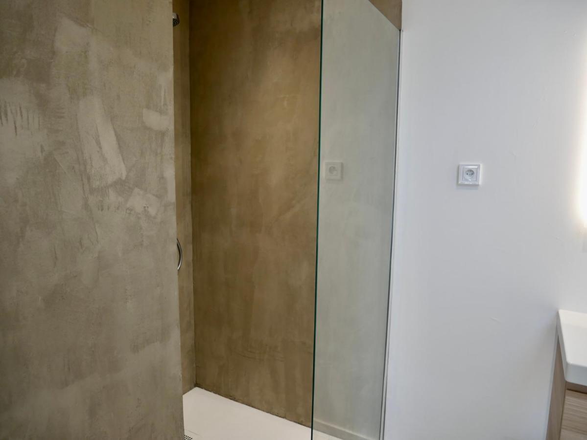 Hotel Port Miou - Coliving - Mas Des Sous Bois Ventabren Esterno foto