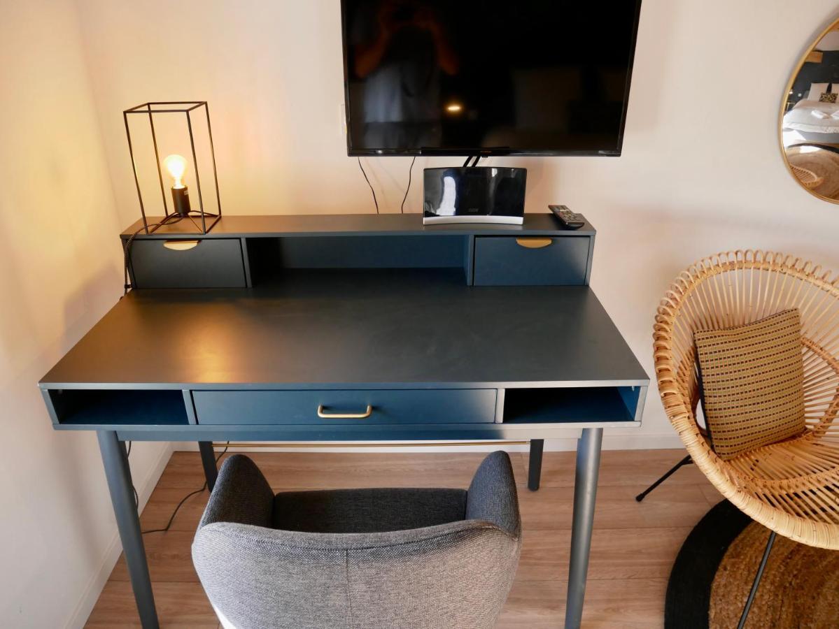 Hotel Port Miou - Coliving - Mas Des Sous Bois Ventabren Esterno foto
